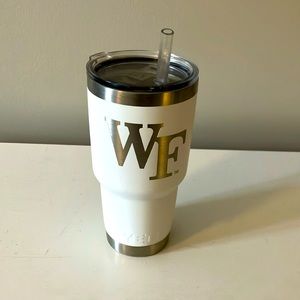 YETI Rambler 30 Oz tumbler with Straw & Lid- WF logo, note dent on bottom rim.